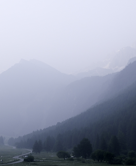 VALLÉE ENFUMÉE